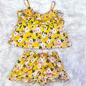 Girls size 7 btween outfit